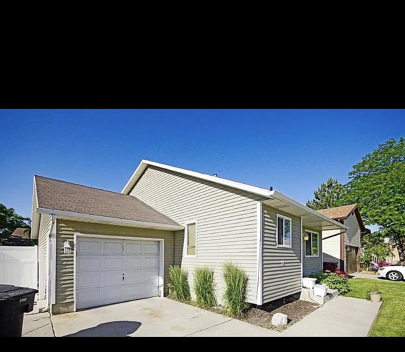 71 W Emerald Isle Ln