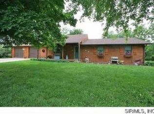 2445 Kinder Pl, Glen Carbon, IL 62034