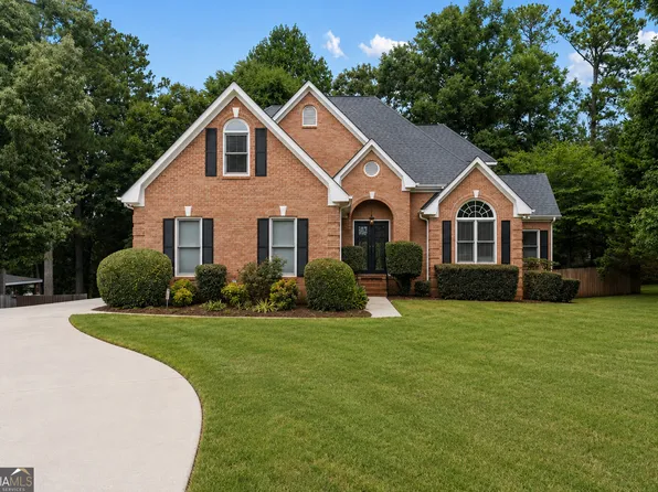 2319 Lochinver Ln SW, Conyers, GA 30094