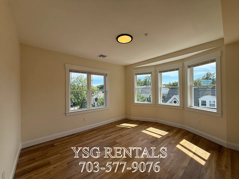 14 Dorr St #3