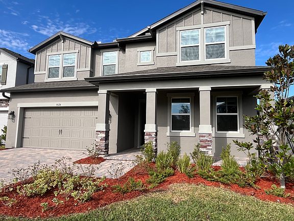 3rd image of 9234 Crescent Ray Dr