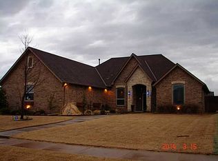 329 E Mobile Ter, Mustang, OK 73064