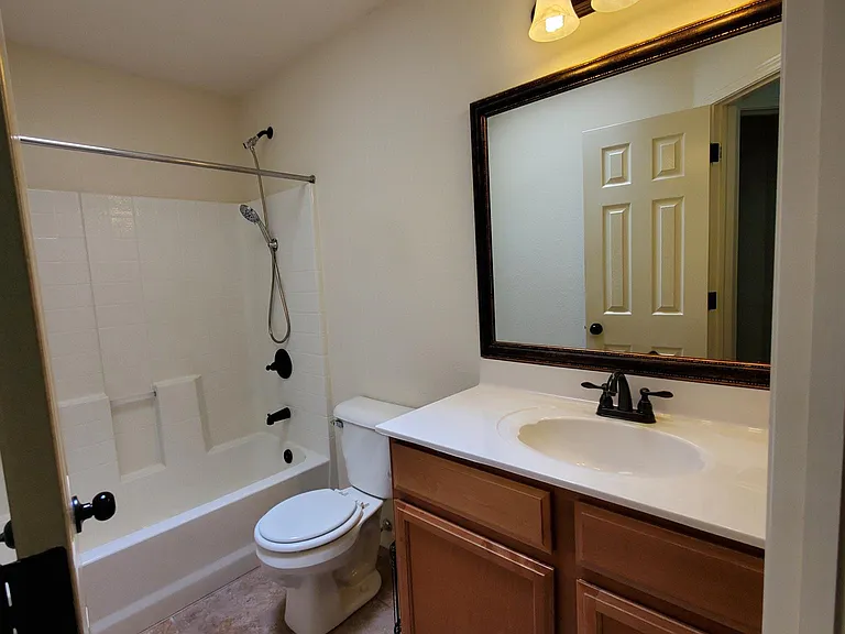 14604 Christian Castle Ave — Photo 21