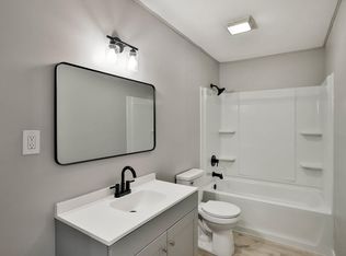 302 Reinhard Blvd, Union, MO 63084