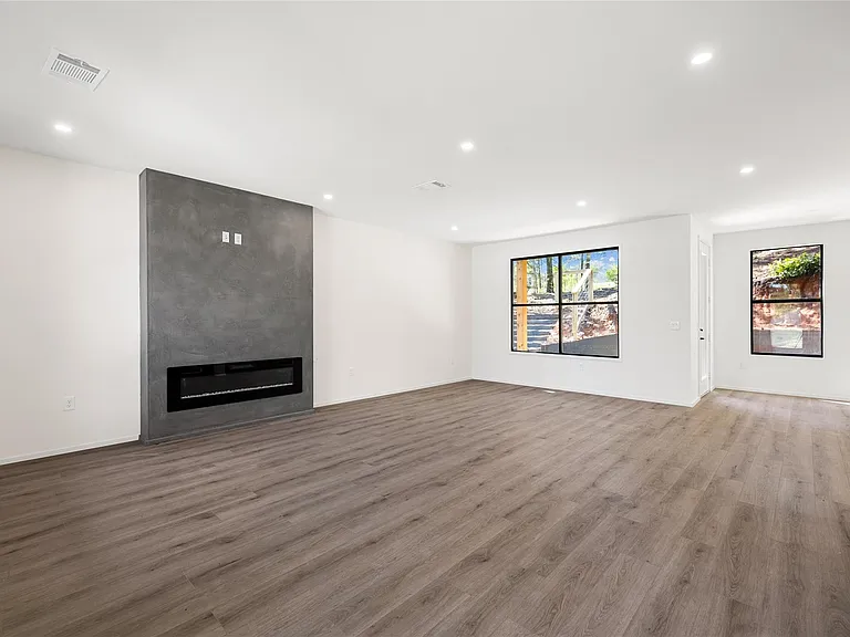 103 Kaena Ln — Photo 3