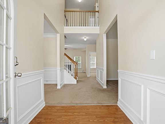 2nd image of 4969 Locherby Dr