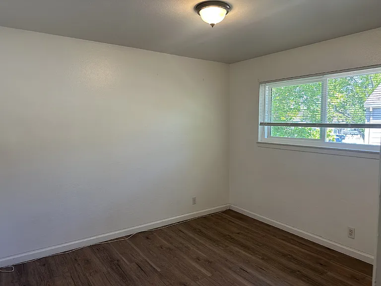 638 Kirkland Dr #4 — Photo 11