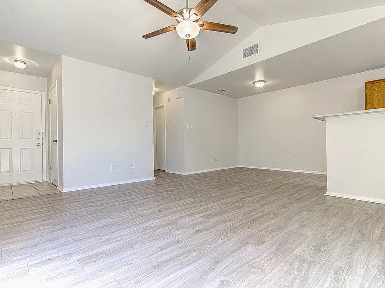 8202 W Gate Blvd #A — Photo 4