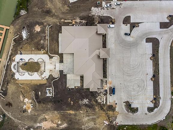 3rd image of 1519 Sonnet Dr