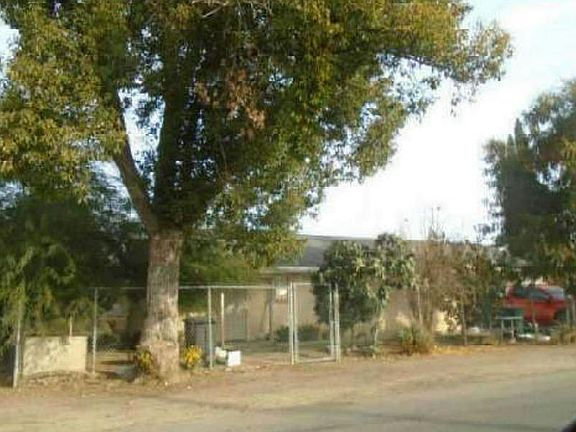 3rd image of 1411 Oregon Dr