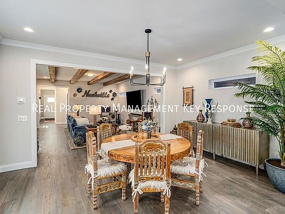 5th image of 2307A Burns St