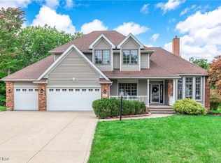4771 Litchfield Dr, Richmond Heights, OH 44143