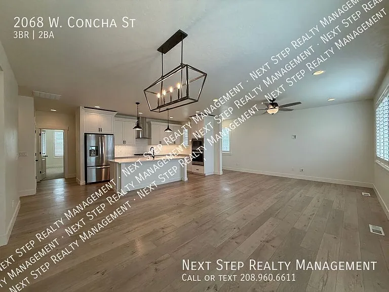 2068 W Concha St — Photo 4