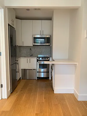 Rented by REAL New York | media 3