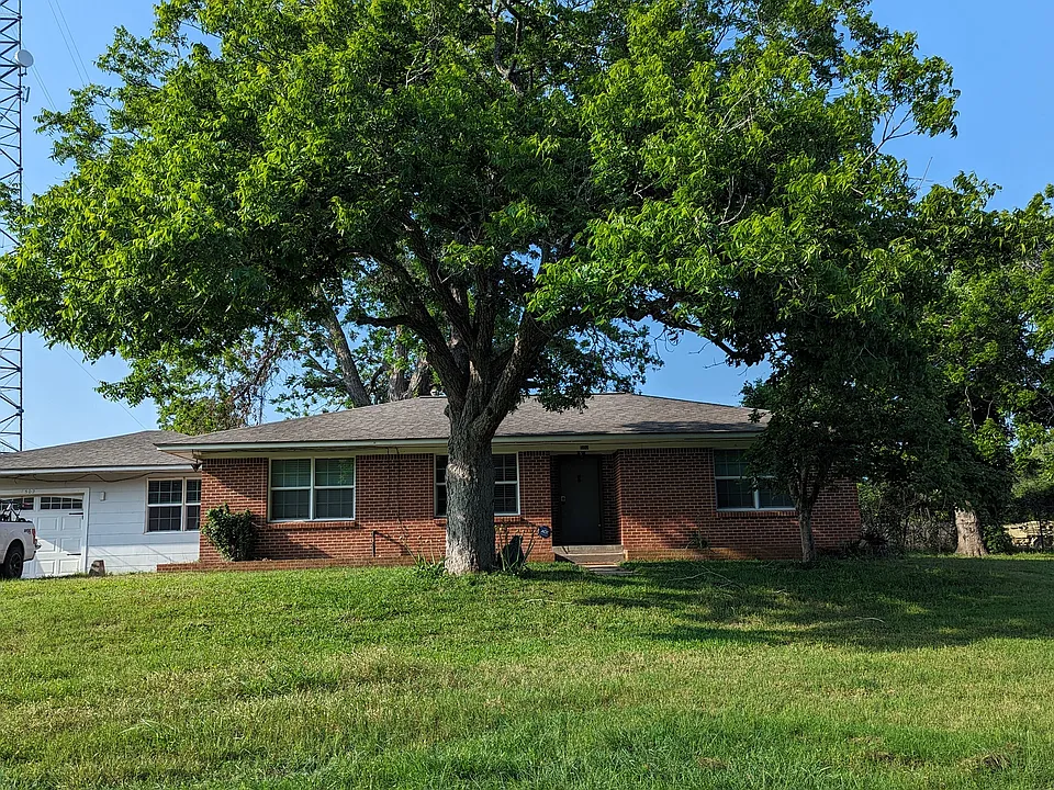 502 N Caney Dr