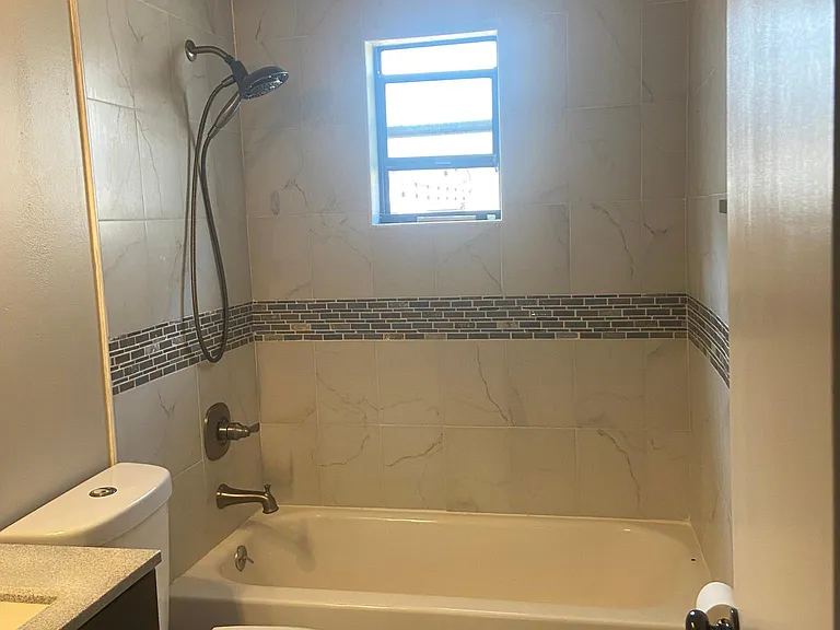 Lake Hill Cir — Photo 15