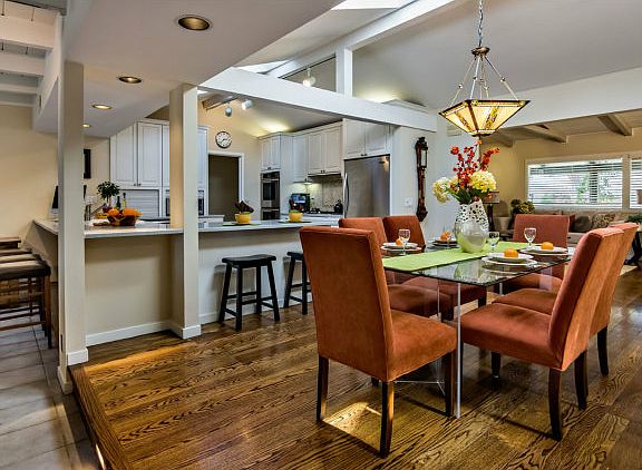 5th image of 557 Casita Way