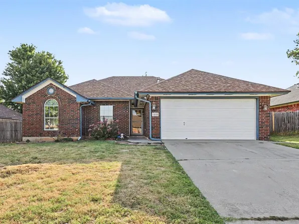 1808 Butterfield Trl, Choctaw, OK 73020