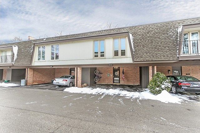 1st image of 1945 Tanglewood Dr #10-B