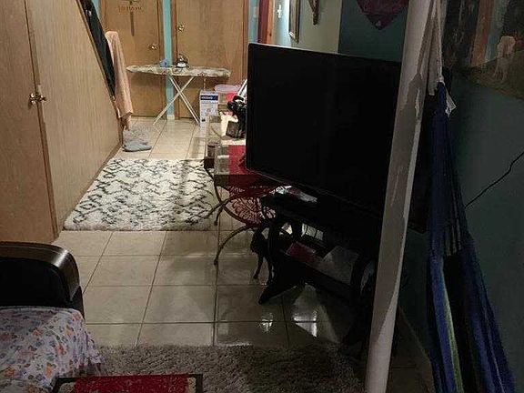 3rd image of 10503 131st St