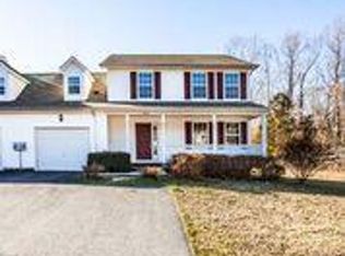 11064 Vernon Woods Dr, King George, VA 22485
