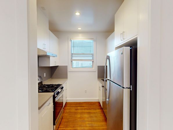 1690 N Point St #306