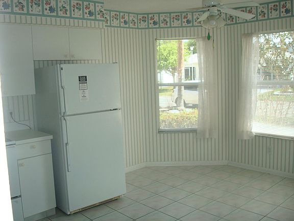 3rd image of 32711 Westwood Loop