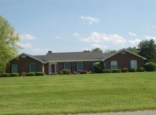 604 Forest Hills Dr, Campbellsville, KY 42718
