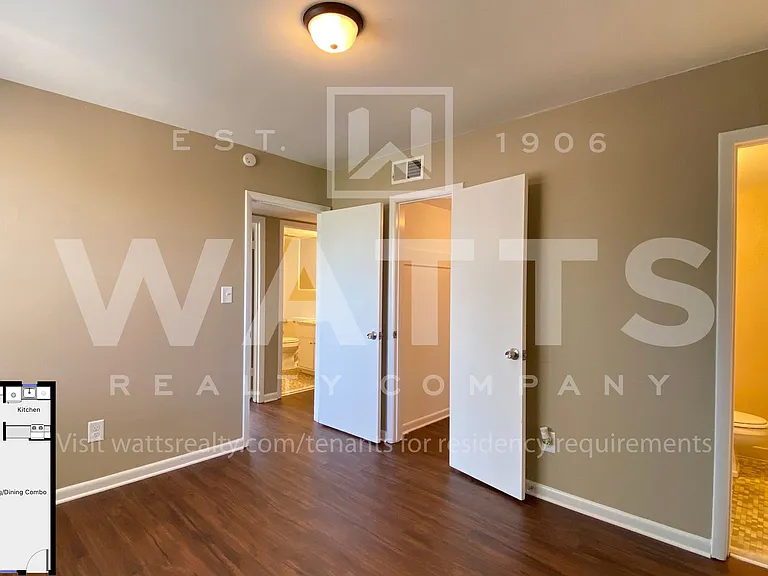 ROEBUCK VILLA APARTMENTS — Photo 24