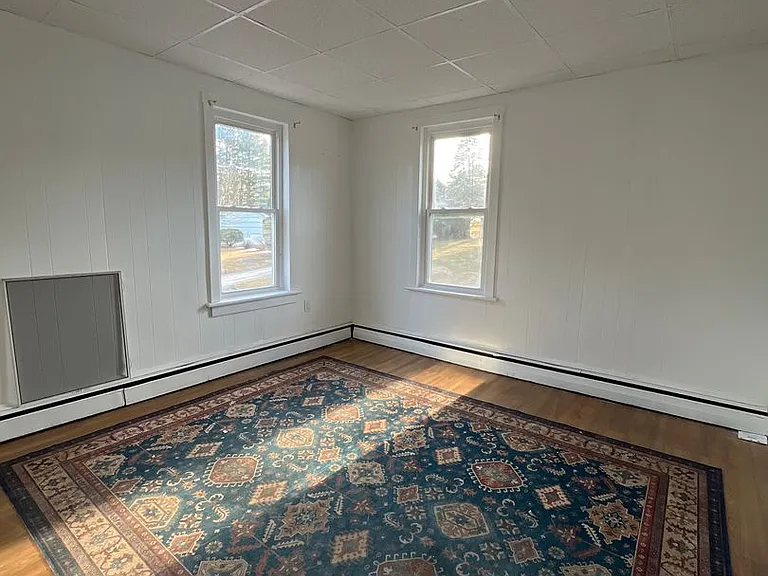 485 S Walnut St — Photo 7