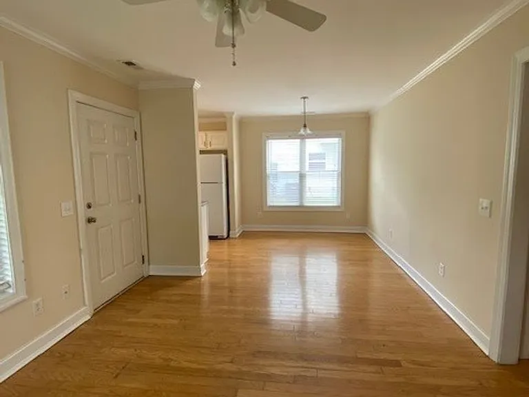 3225 Belmont Cir — Photo 6
