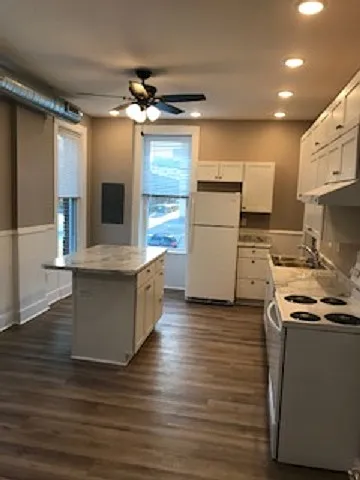 1 bed, 950 sqft, $1,195 — Photo 3