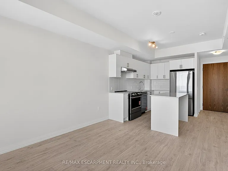 27 Korda Gate #2408 — Photo 15