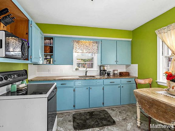 5th image of 515 S Despelder St