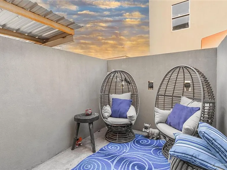 1321 E Camellia Ave #4 — Photo 12