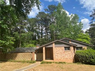 2700 The Fontainebleau SW, Atlanta, GA 30331