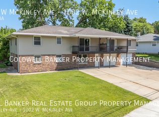 1002 W McKinley Ave, Little Chute, WI 54140