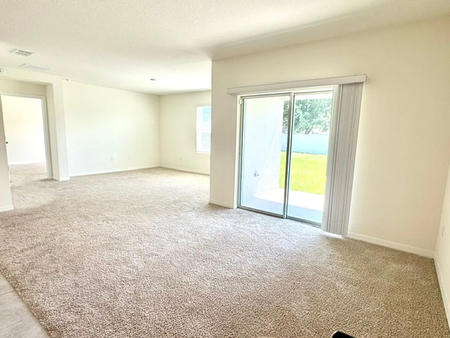 4 Bedroom 2 Bathroom House For Rent In Kissimmee — Photo 4