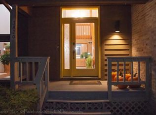 3820 Chimney Hill Dr, Valparaiso, IN 46383