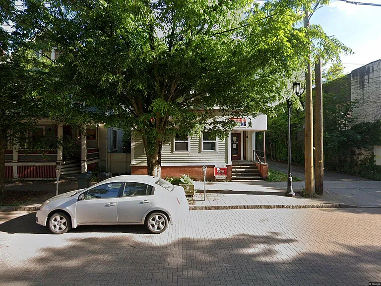 409 W State St #2 — Photo 11