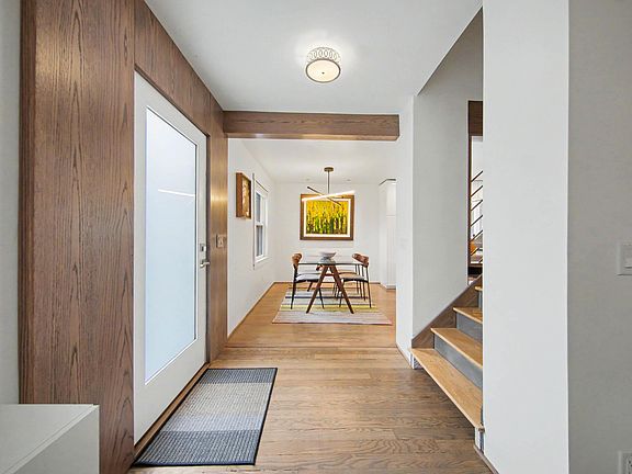 5th image of 709 Indianola Ave