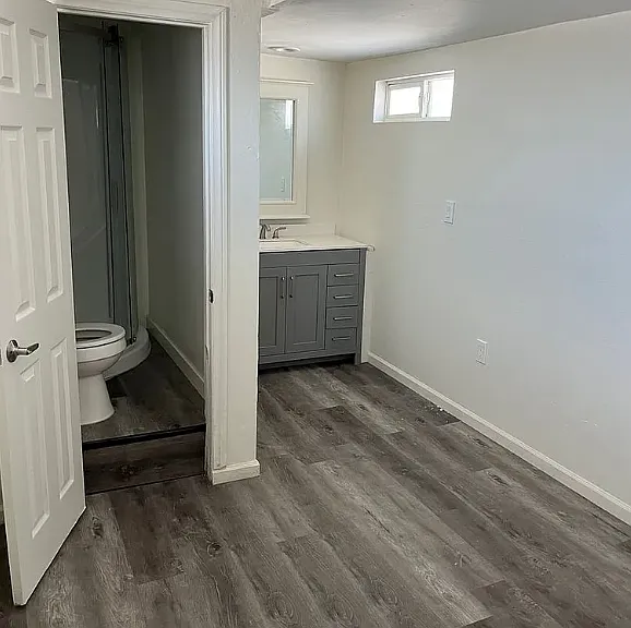 901 Hillcrest Pl #4 — Photo 10