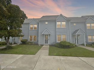 48 Colonial Ct, Jackson, NJ 08527