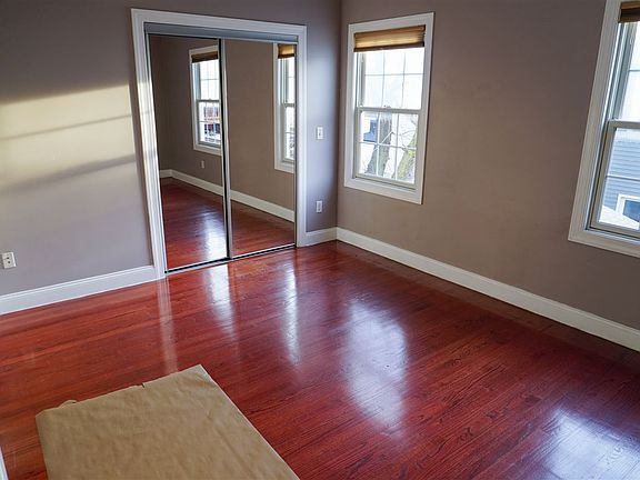 4th image of 75 Beacon Ave #1