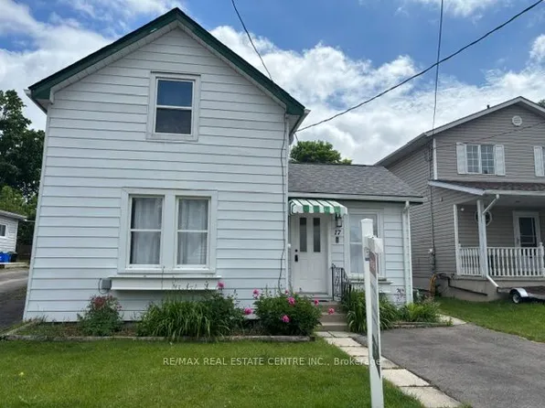 17 Dover St, Woodstock, ON N4S 3L7