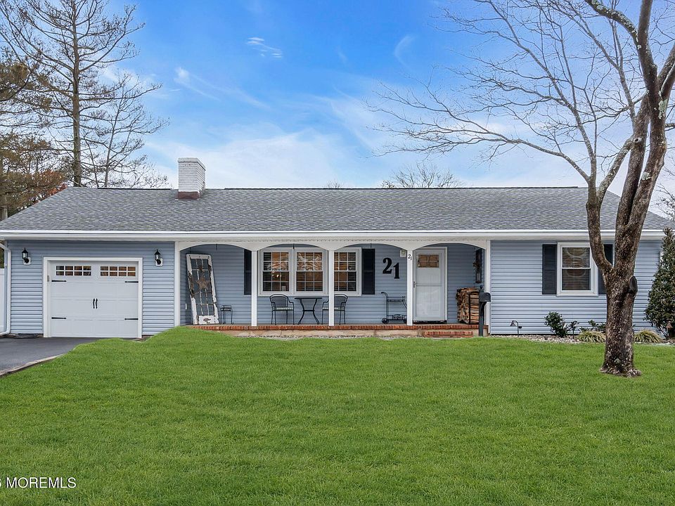 1st image of 21 Wayside Drive