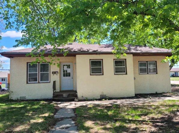 817 S Vine St, Grand Island, NE 68801