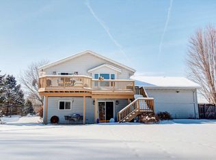 524 Helena Ct, Allenton, WI 53002