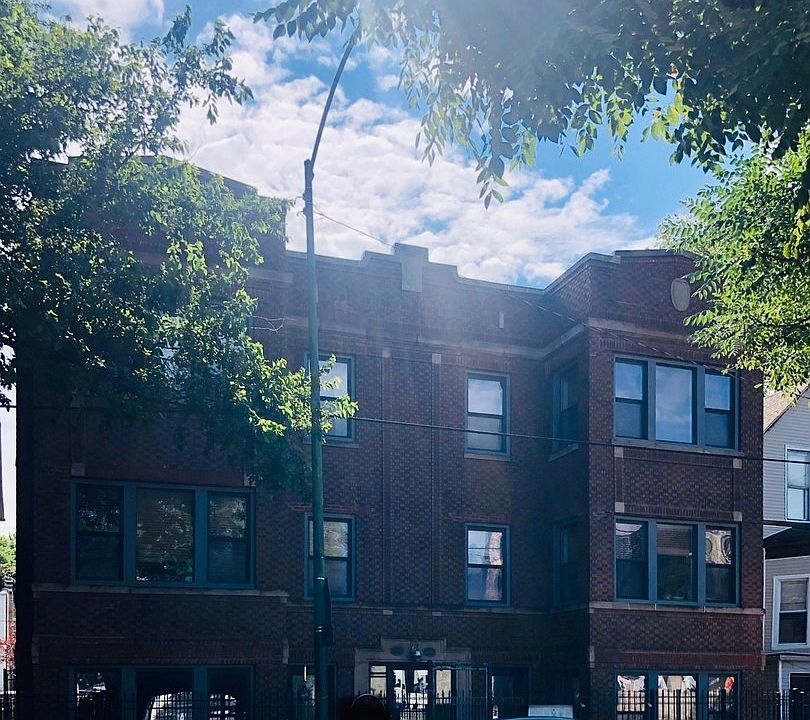 1st image of 2623 N California Ave #3N