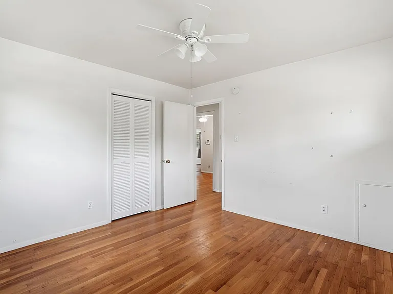 108 Battle St SW — Photo 9